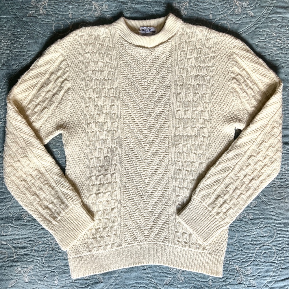 Vintage Royal Knight Sweater - M - Cream Cable Knit Fisherman’s Sweater
